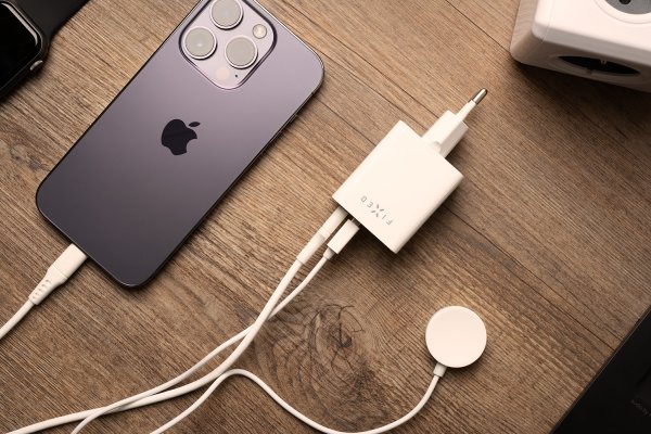 Fixed Lader Dual Port 45W USB-C PD & USB-A