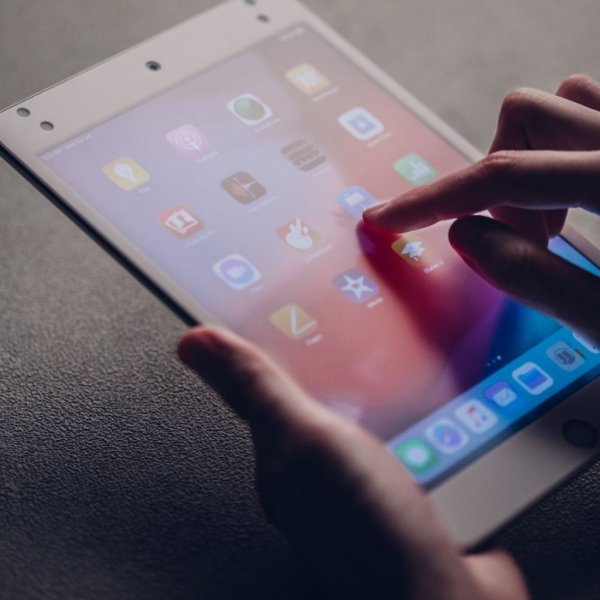 Moshi iPad Mini 2019 (gen 5) Skjermbeskytter iVisor AG Svart