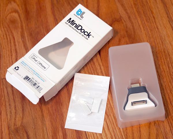 Bluelounge MiniDock 30 pin Ladestasjon (iPhone 3. 3G. 3GS. 4. 4S)