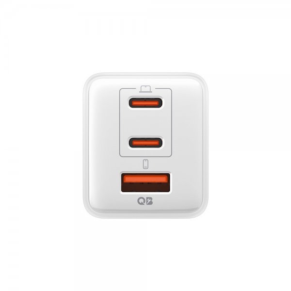 Spigen Essential Lader 47W 2xUSB-C 1xUSB-A Hvit