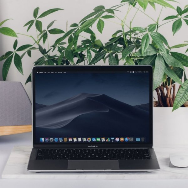 Moshi iGlaze MacBook Air 13 (M1 A2337. A1932. A2179) Skall Gjennomsiktig