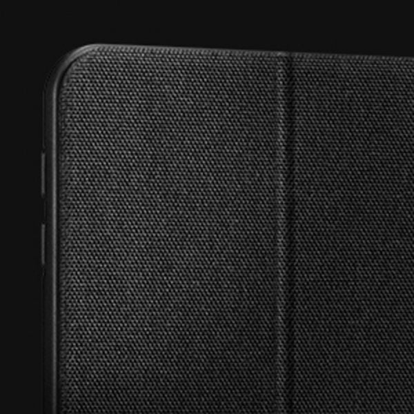 Spigen iPad 10.2 Etui Urban Fit Svart