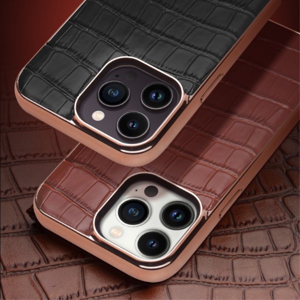 Qialino iPhone 14 Pro Max Deksel Krokodillemønster MagSafe Brun
