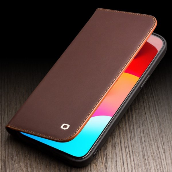 Qialino iPhone 15 Pro Max Etui Brun