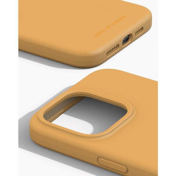 Ideal of Sweden iPhone 15 Pro Max Deksel Silicone Case MagSafe Apricot