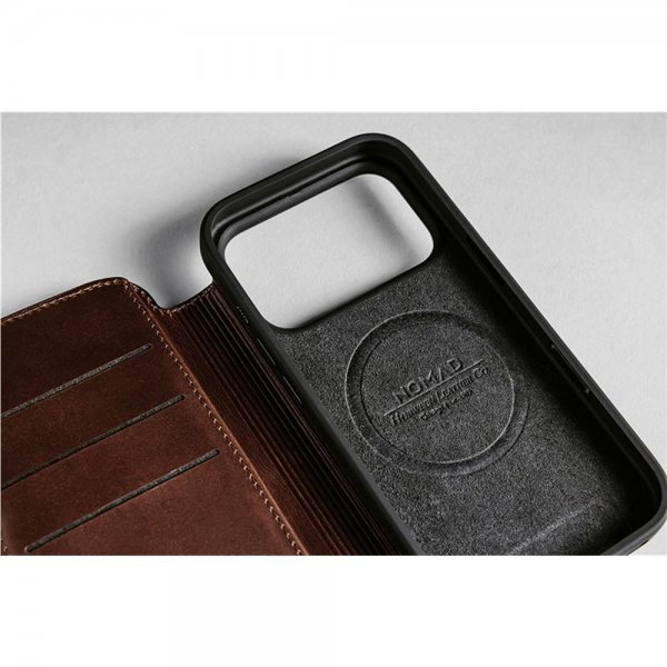 Nomad iPhone 17 Pro Etui Modern Leather Folio Horween Rustic Brown