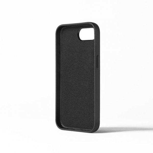 Mujjo iPhone 16e/17e Deksel Full Leather Case MagSafe Svart