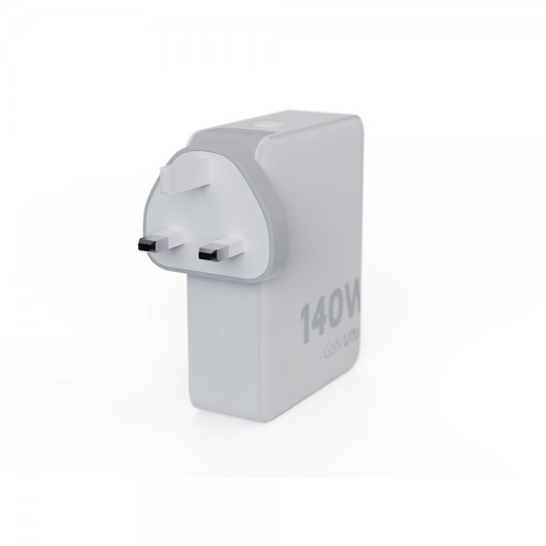 Xtorm Lader 140W GaN-Ultra Travel Charger + USB-C PD Cable