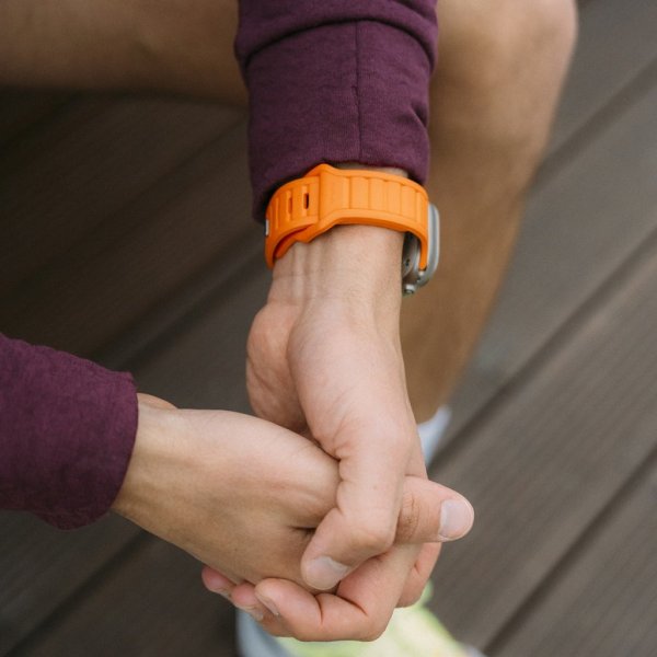 KeyBudz Apple Watch 44/45/46mm/Apple Watch Ultra Armbånd Journey Electric Orange