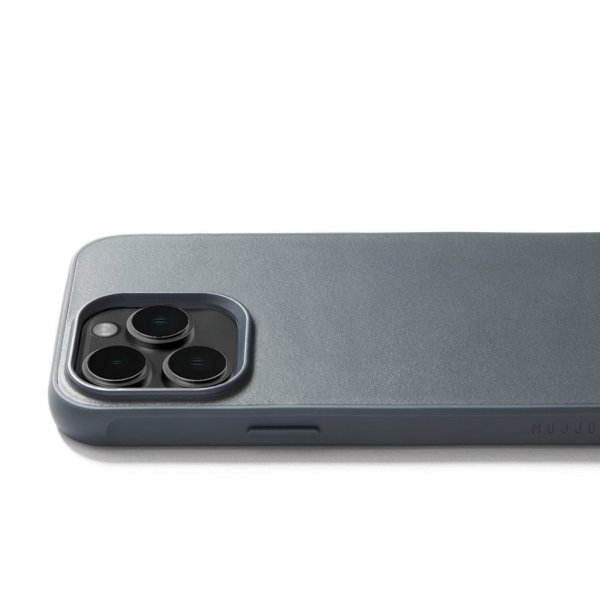 Mujjo iPhone 15 Pro Max Deksel Shield Case Steel Blue