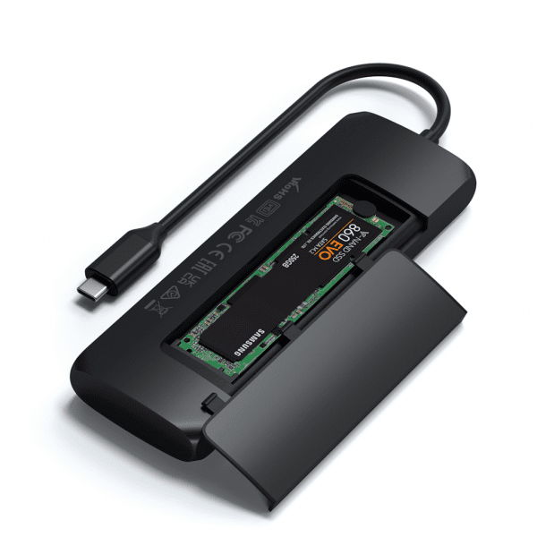 Satechi USB-C HYBRID med inbyggd möjlighet till SSD-lagring Svart