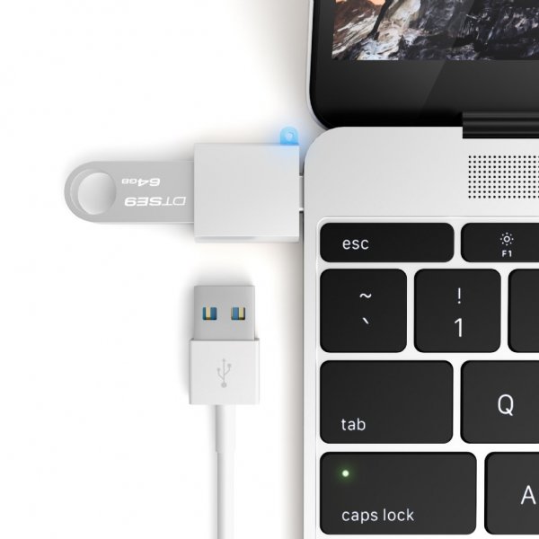 Satechi USB-C till USB-A 3.0 Adapter Space Gray