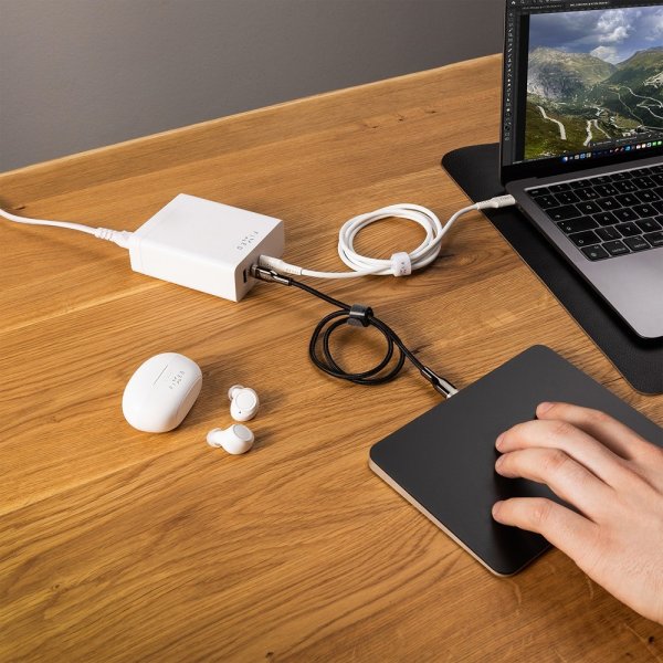 Fixed Skrivebord Lader GaN140 Charging Dock 2xUSB-C & 1xUSB-A