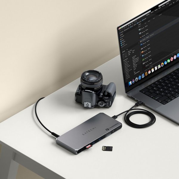 Satechi Thunderbolt 4 Docking Station with DisplayLink
