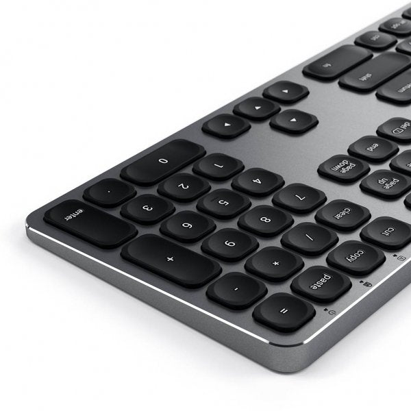 Satechi Tastatur med trådbunden USB anslutning Nordisk Layout Space Gray