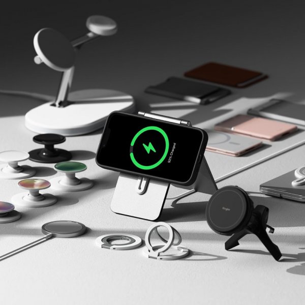 Ringke iPhone 16e/iPhone 17e Deksel Silicone Magnetic Svart