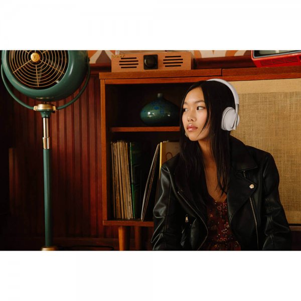 Happy Plugs Play Hvit