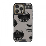 Burga iPhone 15 Pro Max Deksel Elite Dark MagSafe Next Mistake