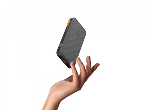 Xtorm Powerbank Fuel Series 5 20W 2xUSB-C 10 000 mAh Svart
