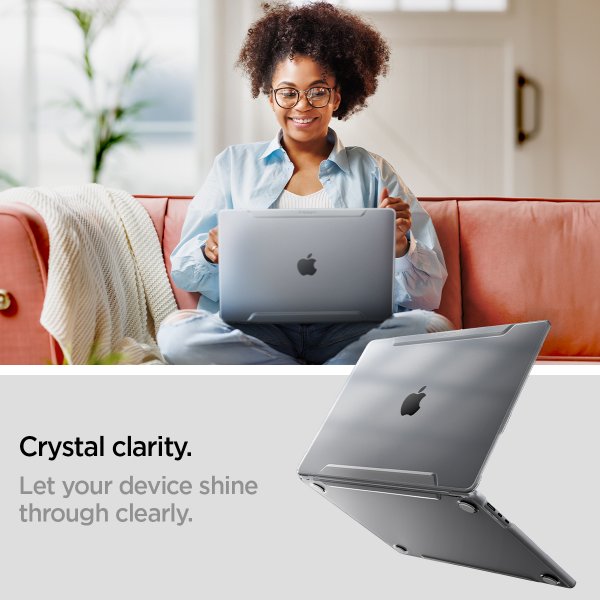 Spigen Macbook Air 15 M2 (A2941)/M3 (A3114) Deksel Thin Fit Crystal Clear