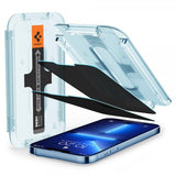 Spigen iPhone 13 Pro Max/iPhone 14 Plus Skjermbeskytter GLAS.tR EZ Fit Privacy 2-pack