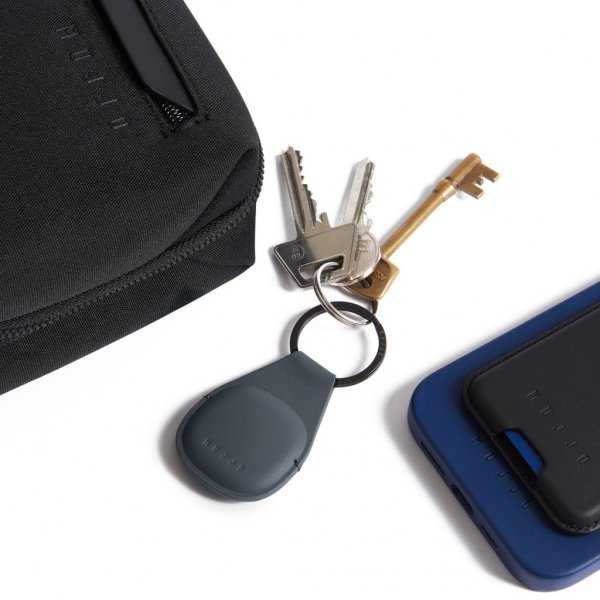 Mujjo AirTag Holder Canopy Basalt