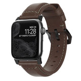 Nomad Apple Watch 44/45/46mm/Apple Watch Ultra Armbånd Traditional Band Black Hardware Rustic Brown