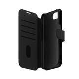 CARE by PanzerGlass iPhone 16e/17e Etui Tango Two-in-One Wallet MagSafe Svart
