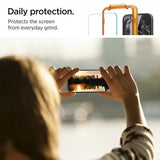 Spigen Google Pixel 8a Skjermbeskytter GLAS.tR ALIGNmaster 2-pakning