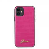 Guess iPhone 11 Deksel Croco Rosa