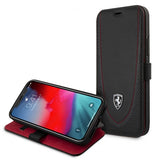 Ferrari iPhone 12/iPhone 12 Pro Etui Logo Perforert Svart