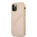 Guess iPhone 12/iPhone 12 Pro Deksel Saffiano Vintage Script Gull