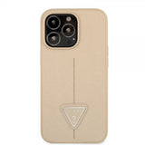 Guess iPhone 13 Pro Max Deksel Saffiano Metal Triangle Beige