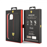 Ferrari iPhone 14 Plus Deksel Embossed Stripes Rød