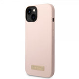Guess iPhone 14 Plus Deksel Silicone Metal Plate MagSafe Rosa
