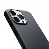 Qialino iPhone 15 Pro Max Deksel Kunstlæder MagSafe Svart