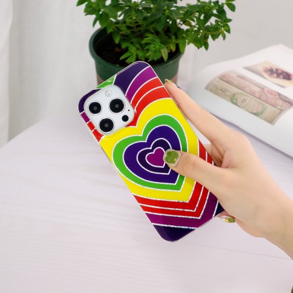 iPhone 15 Pro Deksel Motiv Hjertemønster