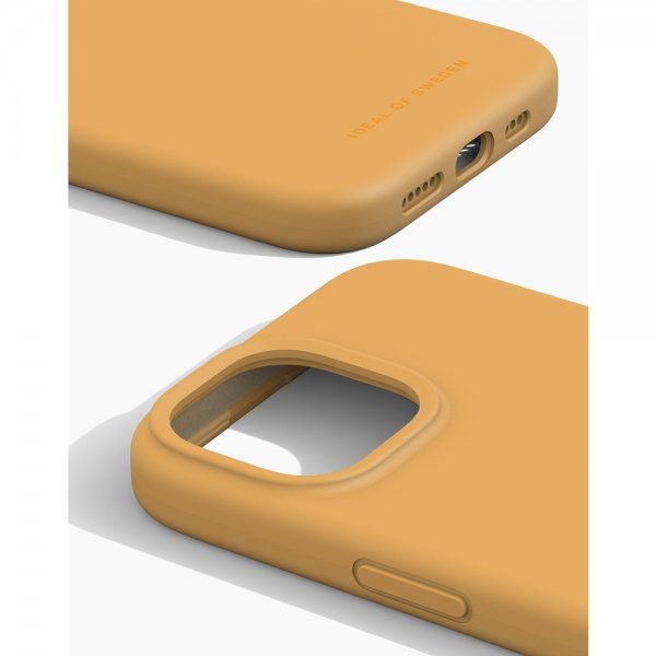 Ideal of Sweden iPhone 15 Deksel Silicone Case MagSafe Apricot