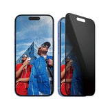 PanzerGlass iPhone 15/iPhone 16 Skjermbeskytter Ultra-Wide Fit Privacy EasyAligner