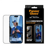 PanzerGlass iPhone 17/iPhone 16 Pro Skjermbeskytter Ultra-Wide Fit Clear Fastfit