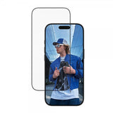 PanzerGlass iPhone 17/iPhone 16 Pro Skjermbeskytter Ultra-Wide Fit EasyAligner