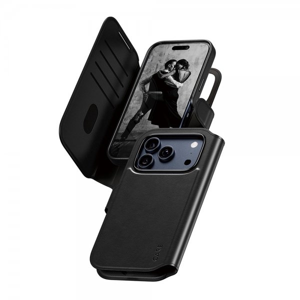 CARE by PanzerGlass iPhone 17 Pro Etui Tango Two-in-One Wallet MagSafe Svart