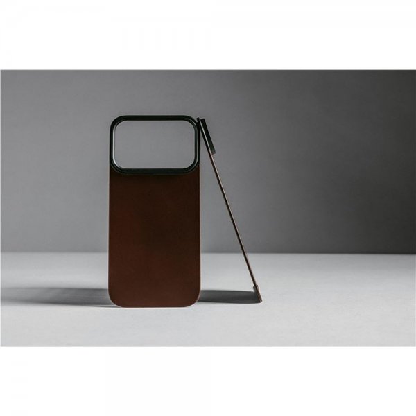 Nomad iPhone 17 Pro Skin Mag Leather Back Rustic Brown