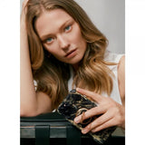 Ideal of Sweden iPhone 6/6S/7/8/SE Deksel Fashion Case Golden Smoke Marble