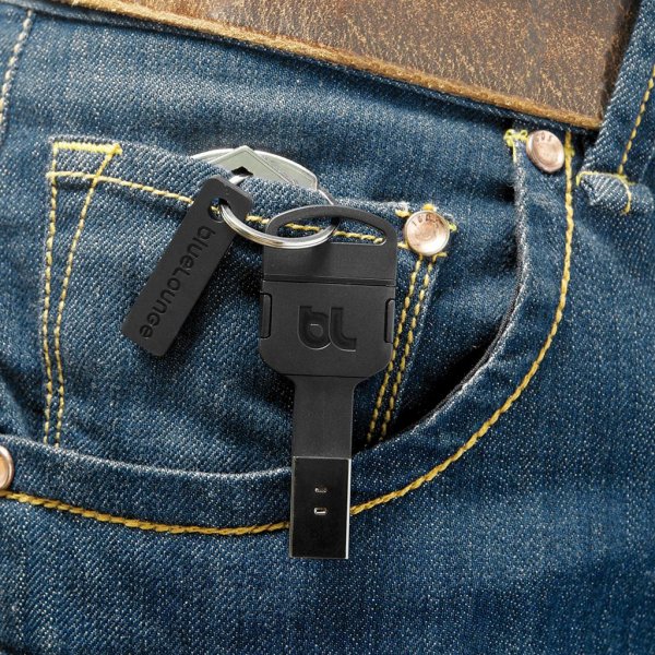 Bluelounge Kii 30pin 3. 4 / 4s Lader Nøkkelring Svart