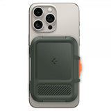 Spigen MagSafe Kortholder Lock Fit MagFit Military Green