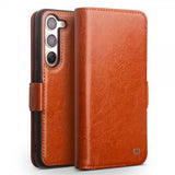 Qialino Samsung Galaxy S23 Etui Ekte Skinn Lysebrun