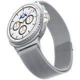 Spigen Samsung Galaxy Watch 8 40/44mm/Classic 46mm Armbånd Metal Fit Sølv