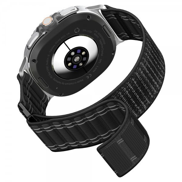 Spigen Samsung Galaxy Watch 8 40/44mm/Classic 46mm Armbånd WBF0 Svart
