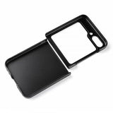 Nordic Covers Samsung Galaxy Z Flip 6/Galaxy Z Flip 7 FE Deksel Feather Series Raven Black